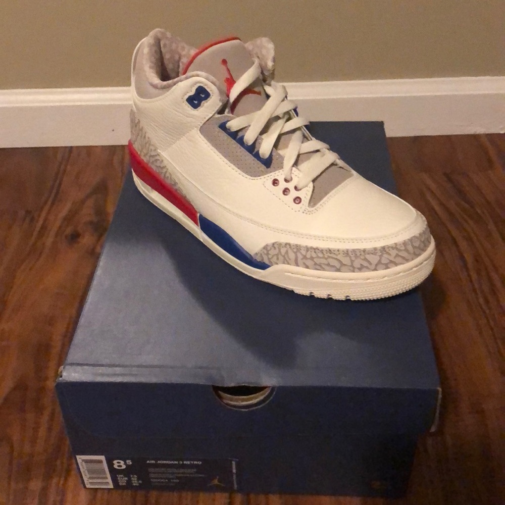 **Authentic** Air Jordan 3 Men’s “International”